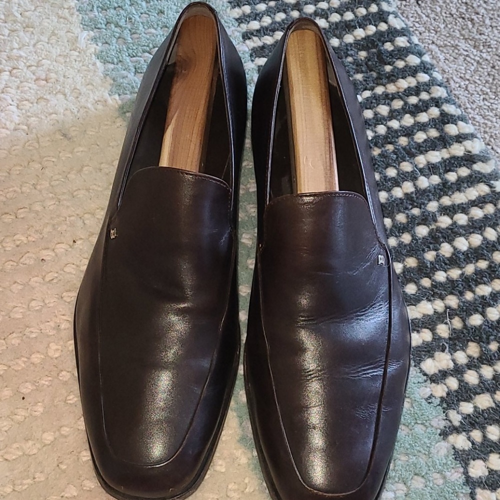 Mens shoes